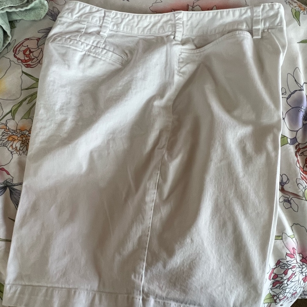 Lands' End Mid Rise Cotton Shorts - White